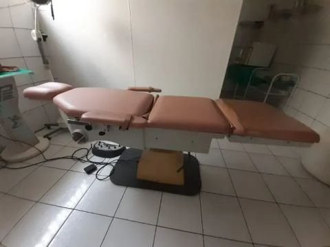 Mesa Cirurgica Automática Seminova
