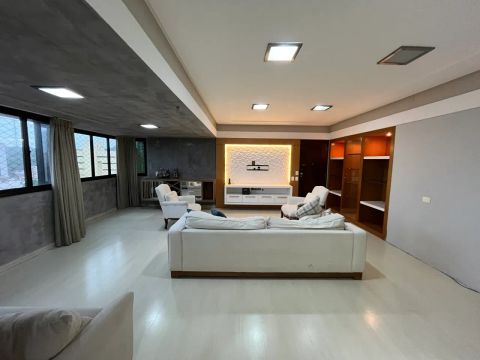 EXECELENTE APARTAMENTO NO BAIRRO DO TIROL