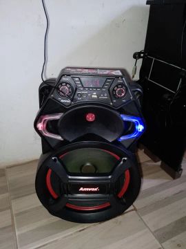 Caixa de Som Bluetooth Amvox com LED