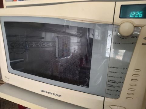 Micro-ondas Brastemp - Usado em ótimo estado