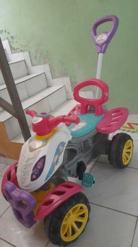 Quadriciclo Infantil Magigirl - Brinquedo Divertido!