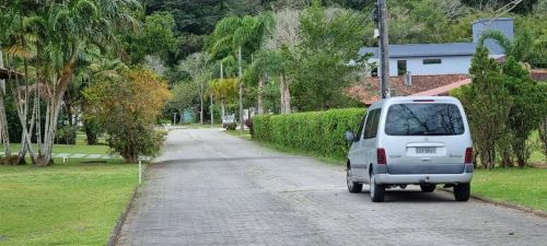 TERRENO EM CONDOMÍNIO NA CACHOEIRA