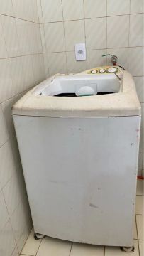 Vendo máquina para retirada de peças 