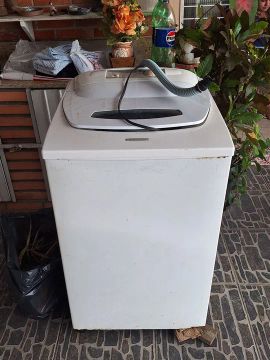 Maquina de lavar (ler descrição)