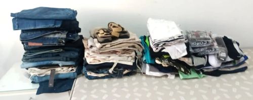 ESPECIAL PARA BRECHÓ! CALÇAS JEANS, CAMISAS, BERMUDAS, PARES DE MEIAS, CUECAS