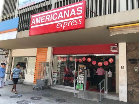 Ponto comercial/Loja para venda possui 402 metros quadrados em Praça Seca - Rio de Janeiro