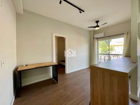 Apartamento para locação no condomínio Address Granja Viana.