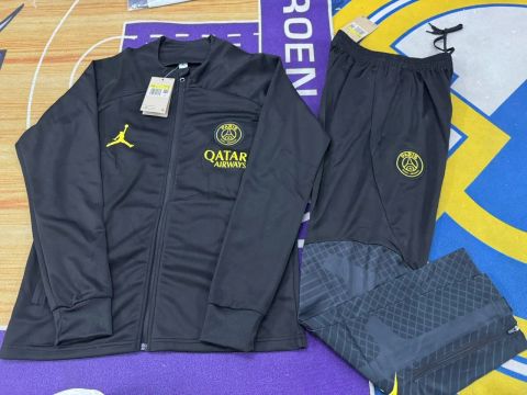 Conjunto de treino PSG Jordan - Preto tamanho P