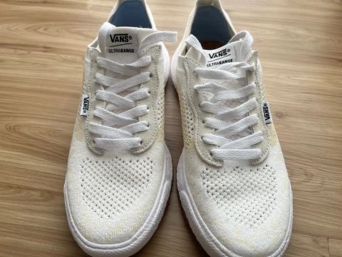 VANS ultrarange vr3 true white