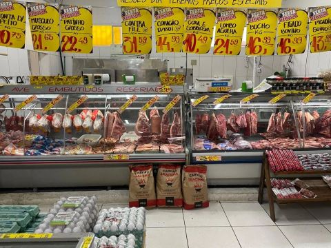 Mercado a venda 