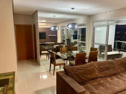 Imóvel para venda tem 142 metros quadrados com 4 quartos em Jardim Mariana - Cuiabá - MT
