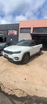 Jeep Commander limites 4x4 ac troca