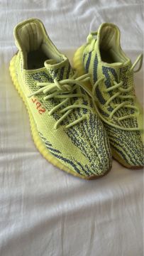 Tênis Adidas Yeezy Boost 350 V2 Semi Frozen Yellow