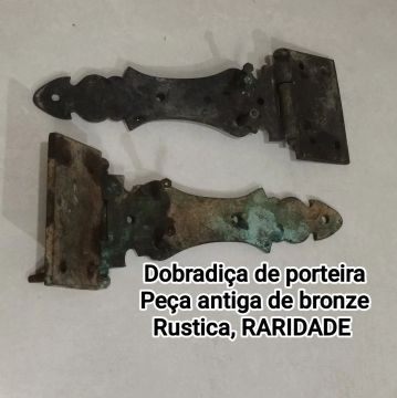 Dobradiça de Porteira Antiga de Bronze