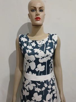 Vestido realist 