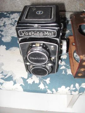 Máquina Fotográfica Yashica Matic-Super Conservada e Rara 