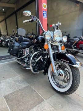 Harley Davidson Heritage Softail Classic 