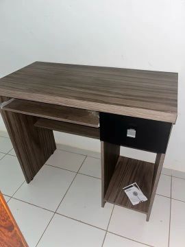 Escrivaninha Simples Amadeirada