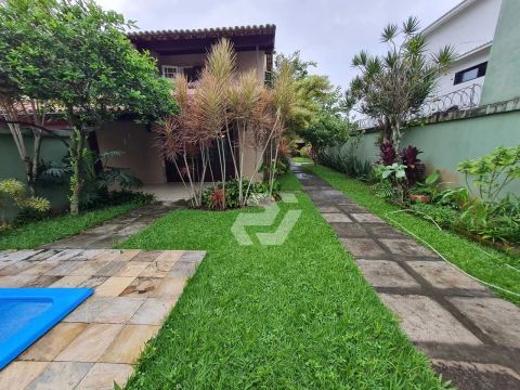 Casa no condomínio Vivendas do Sol com 4 quartos na Barra da Tijuca