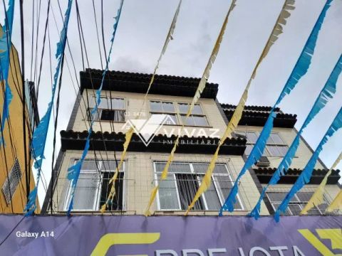 Apartamento Padrão de 01 Quarto na Av Dom Hélder Câmara em Piedade