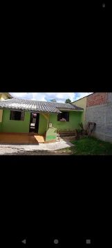 Terreno com 2 casas