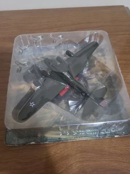 Miniatura Avião Bombardeiro WWll Boing B-17 C - USA