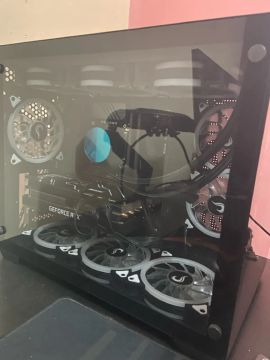 PC Gamer - RTX 3070ti galax, i9 12th gen