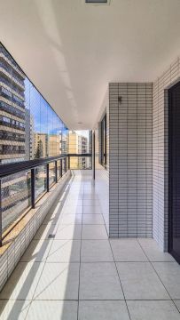 Apartamento para alugar no bairro Praia da Costa - Vila Velha/ES