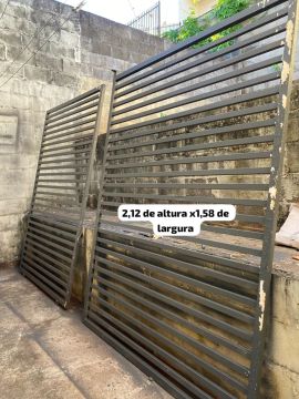 Portão de Aço 2,12m x 1,58m