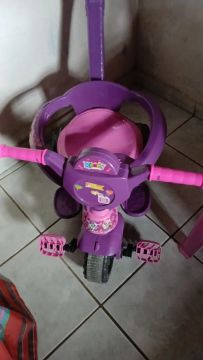 Triciclo infantil 