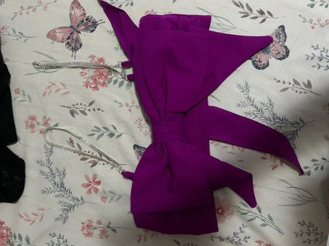 Top de renda roxo com laço