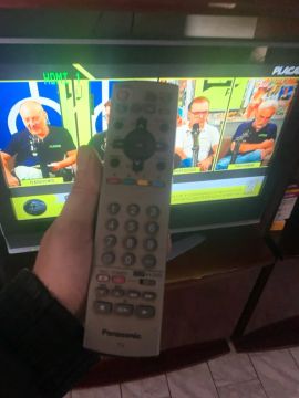 Tv panasonic 32 polegadas cntrole original tudo funcionando