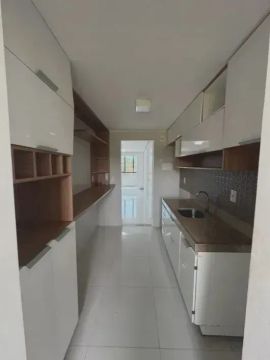 Alugo Apartamento na Barra Nova.