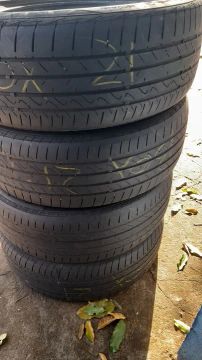 Pneu aro 16, medida 195/55/16.valor 150 reais cada um.