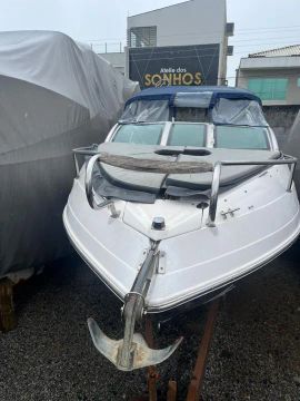 Lancha focker 215 ano 2009 com motor Yamaha 150 hp 