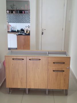 Armário de Cozinha Amadeirado Novo