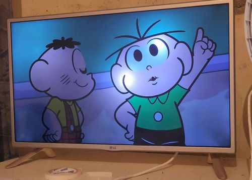 TV LG - Tela plana - Ótimo estado