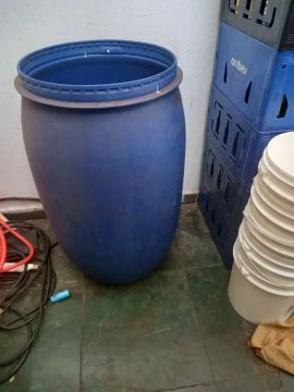 Tambor de plástico azul