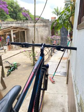 Bicicleta Mountain Bike Aro 29