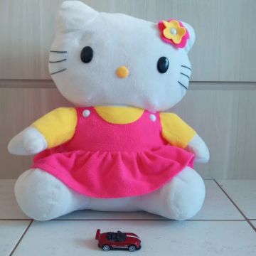  Hello Kitty  Gigante de Pelúcia 40cm   item  de colecionador  em bom estado .   Linda Pel