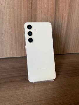 Samsung Galaxy S24 128gb 5G - Aceito trocas - R$3790,00 ou em até 12x no cartão 