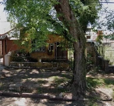 Terreno à venda no Jardim Botânico com 0 dorms e 0 m² de área útil disponível.
