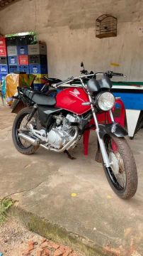 Vendo ou troco Titan 150 2005