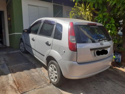 Ford fiesta 06/07 