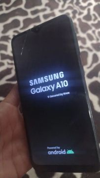 Samsung Galaxy A10 - Tela quebrada