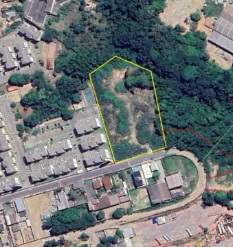 Vendo Área muito bem localizada Atrás da ES010 10.700m²