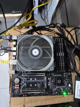 Placa mãe interposer 13900hx 24c32t Erying - Unico no Brasil