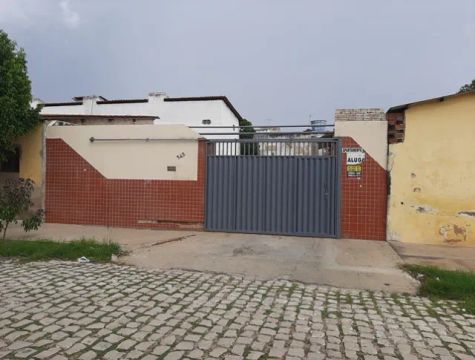  Aluga-se Apto 1/4 com mobile no bairro Boa Vista 