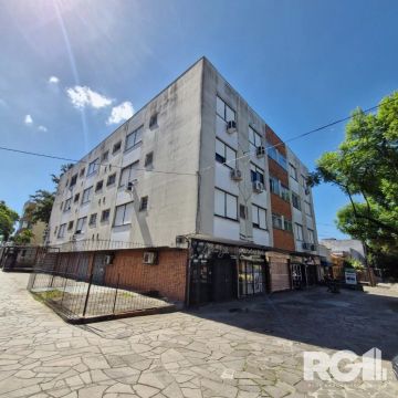 Studio a venda no bairro Partenon, perto do Bourbon Ipiranga, bem localizado, 1 lance de e