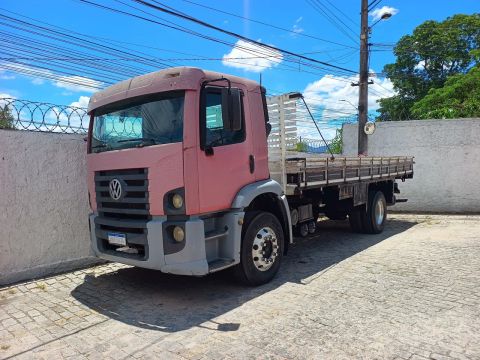 Caminhão VW 15/180  Constellation